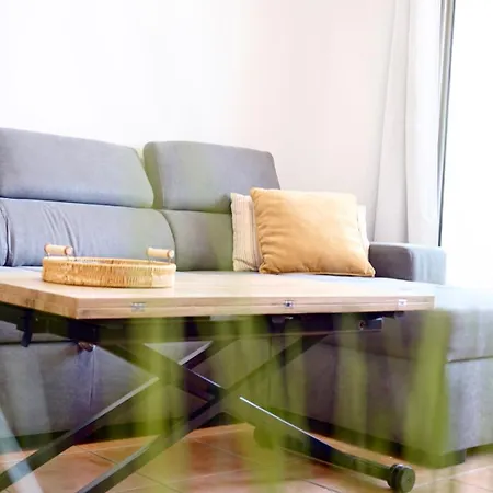Tejita Apartment *